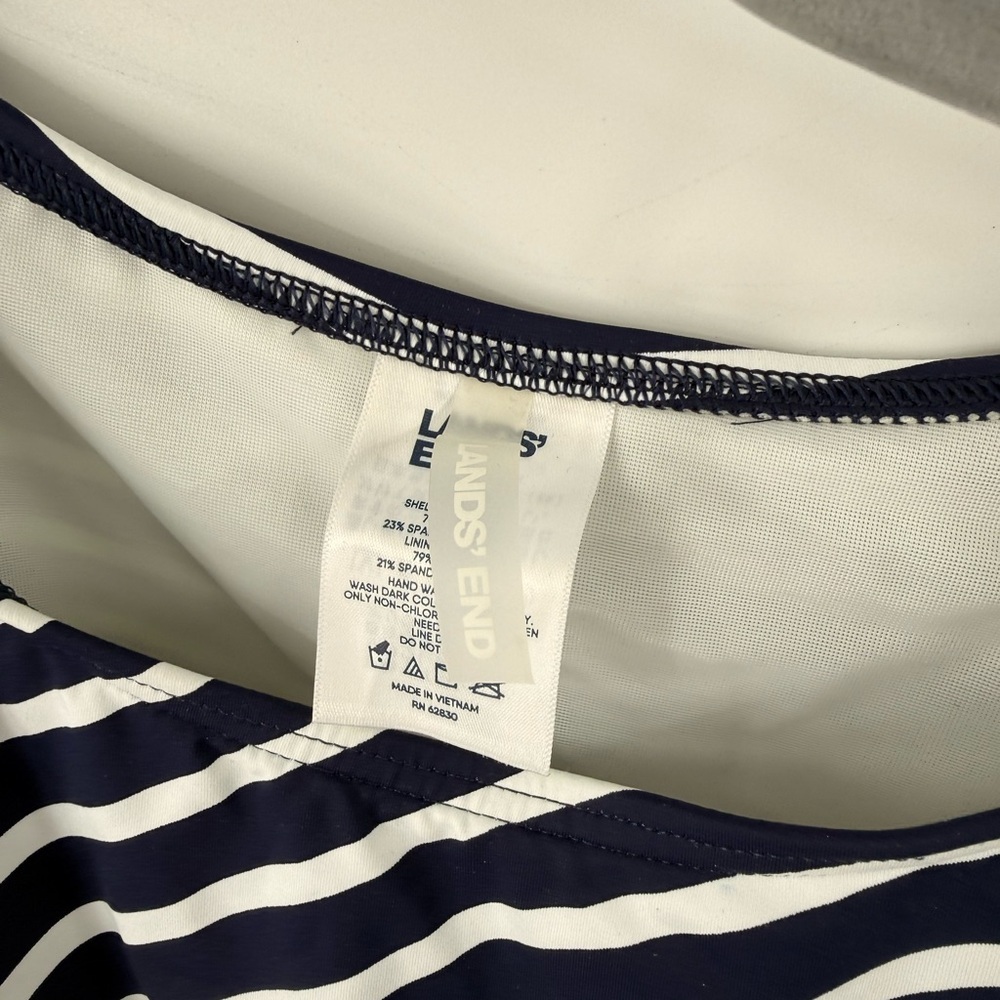 Lands End Tankini Swim Bathing Suit Blue White Stripe Size 16 Tank Top Padded - Picture 4 of 4